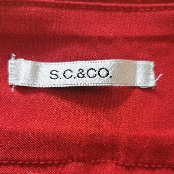 S.C.&Co. Tummy Control Printed Skirt (Red) - Picture 6 of 7